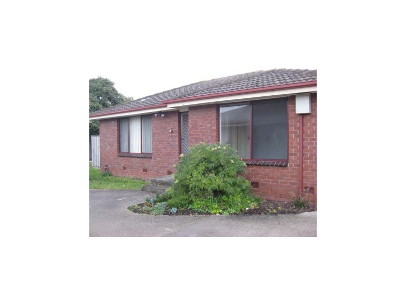 2/33-35 Hillside Street, Springvale VIC 3171