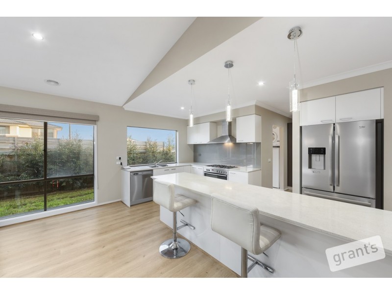 60 Timbertop Boulevard, Officer VIC 3809