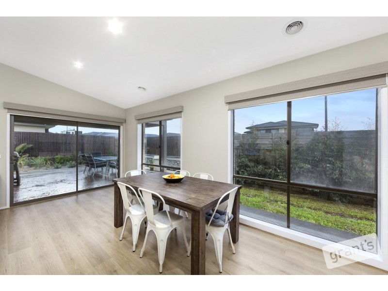 60 Timbertop Boulevard, Officer VIC 3809