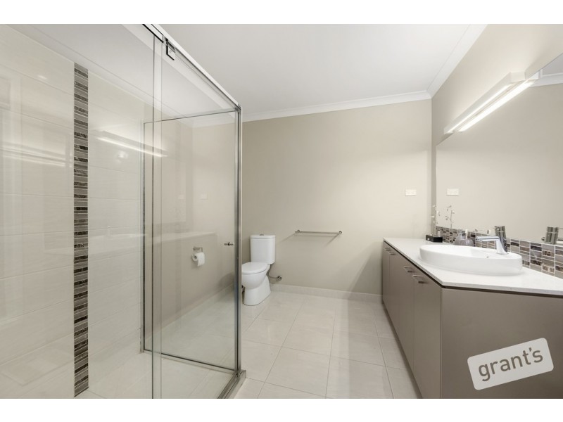 60 Timbertop Boulevard, Officer VIC 3809