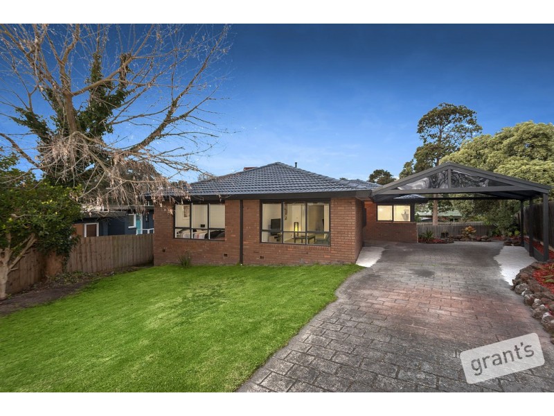 11 Malcolm Court, Frankston VIC 3199