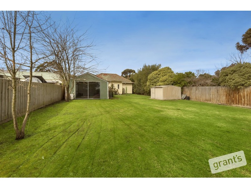 22 Station Street, Officer VIC 3809