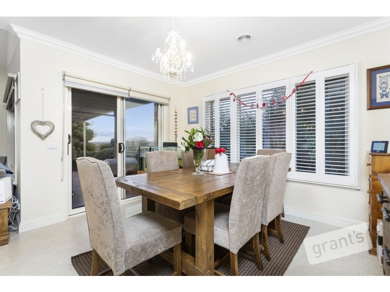 11 Wordsworth Court, Drouin VIC 3818