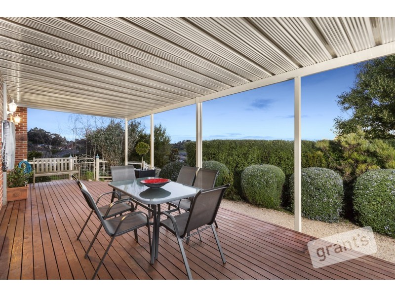 11 Wordsworth Court, Drouin VIC 3818