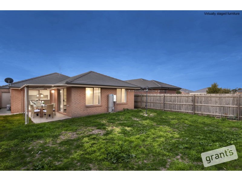 24 Olive Grove, Officer VIC 3809