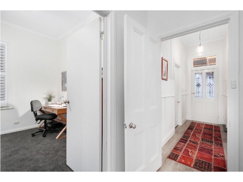 12 Hopetoun Road, Drouin VIC 3818