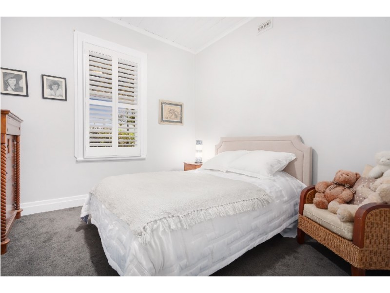 12 Hopetoun Road, Drouin VIC 3818