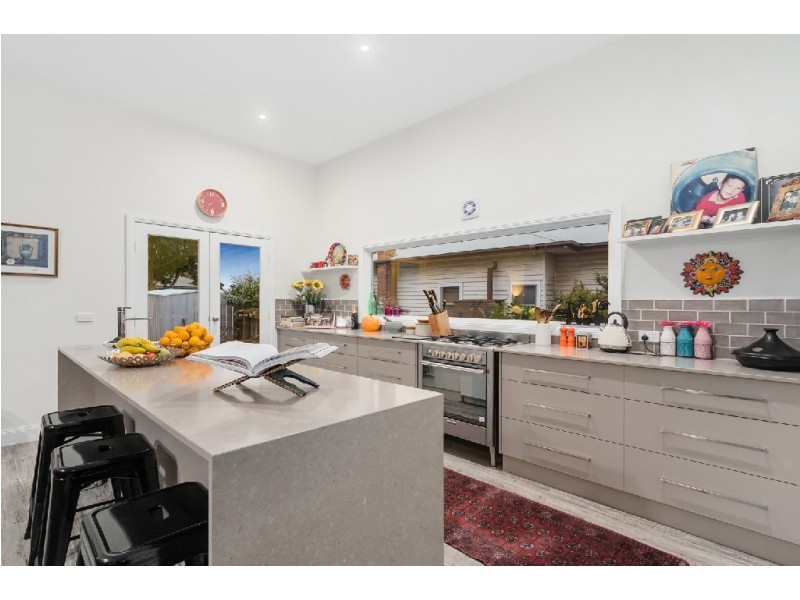 12 Hopetoun Road, Drouin VIC 3818