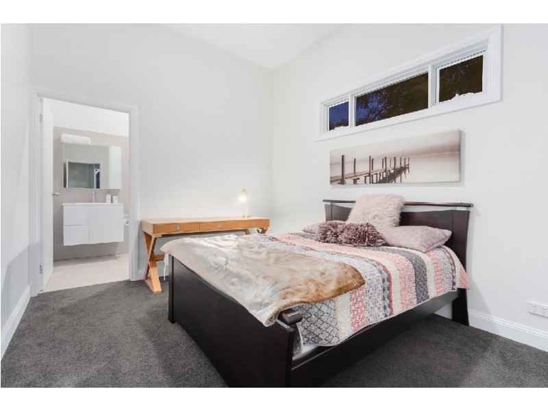 12 Hopetoun Road, Drouin VIC 3818