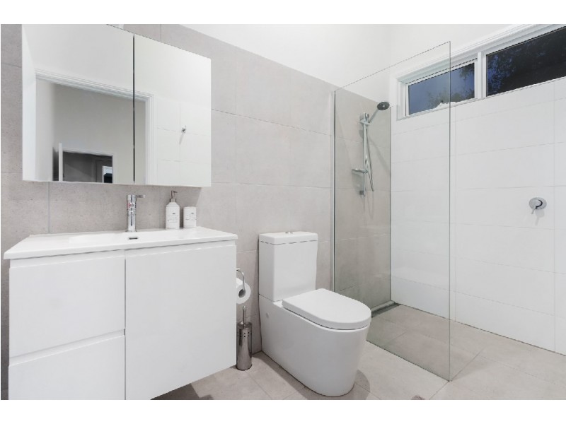 12 Hopetoun Road, Drouin VIC 3818