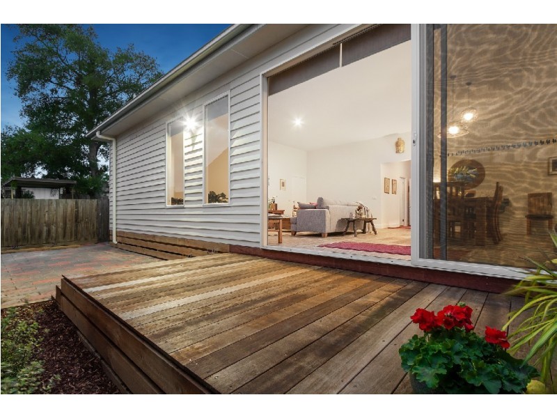 12 Hopetoun Road, Drouin VIC 3818