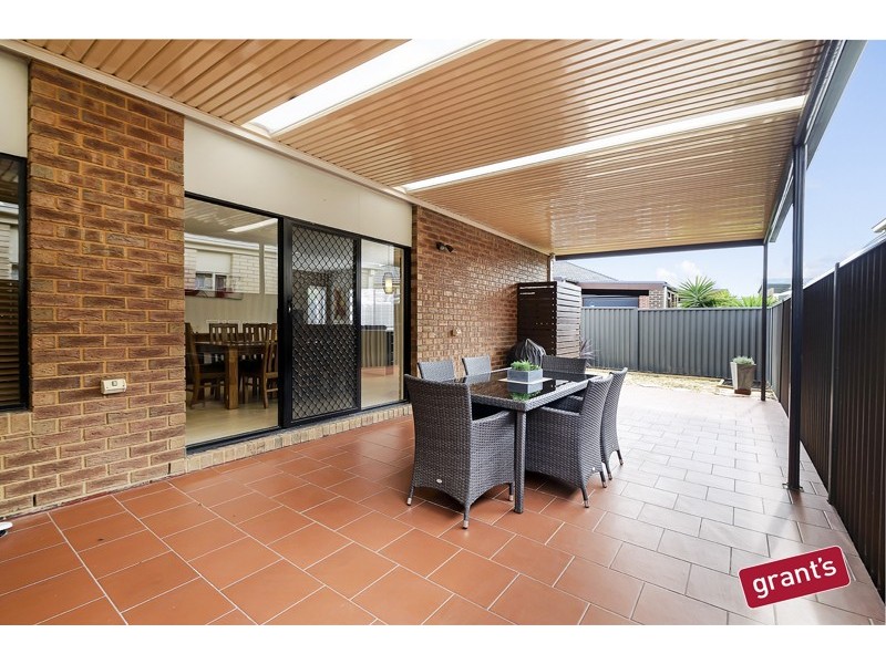 12 Sarton Link, Pakenham VIC 3810