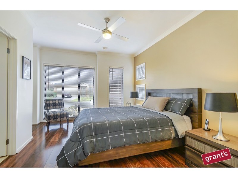 12 Sarton Link, Pakenham VIC 3810