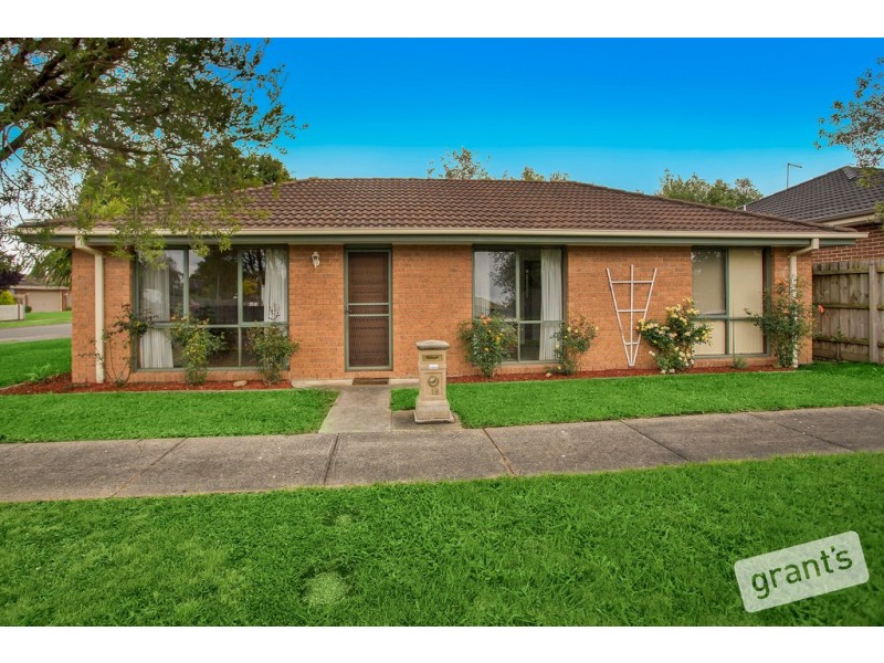 1B Watson Gardens, Berwick VIC 3806