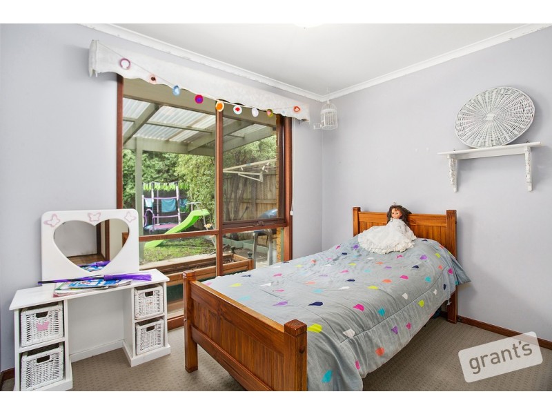 1B Watson Gardens, Berwick VIC 3806