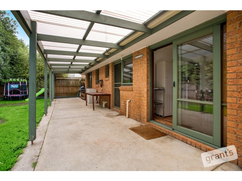 1B Watson Gardens, Berwick VIC 3806