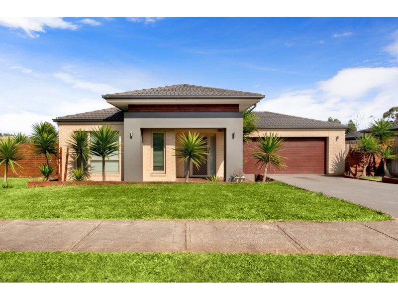 1 Wordsworth Court, Drouin VIC 3818