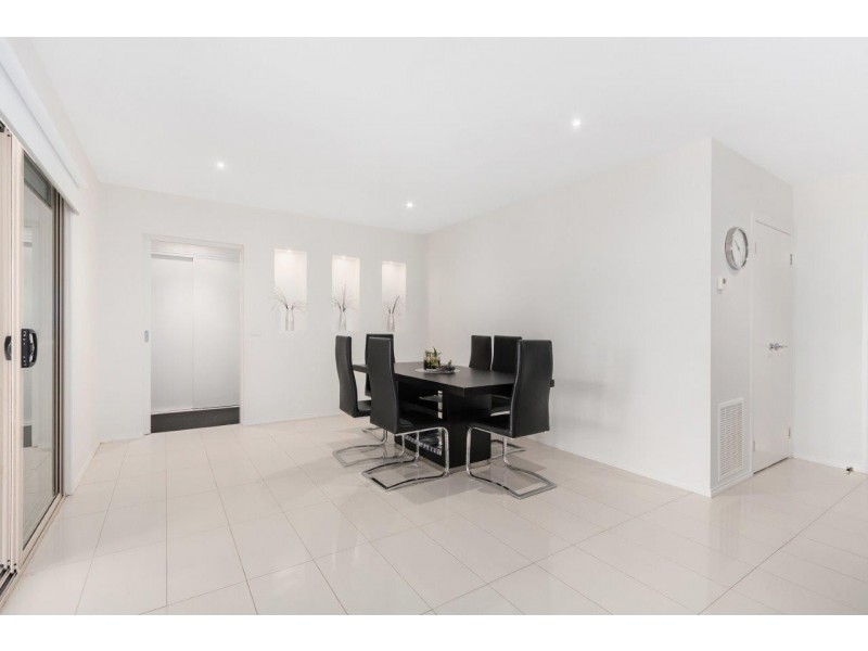 1 Wordsworth Court, Drouin VIC 3818