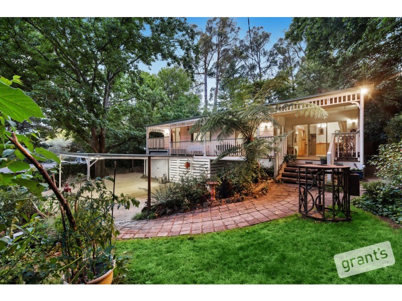 11 Maurice Street, Cockatoo VIC 3781