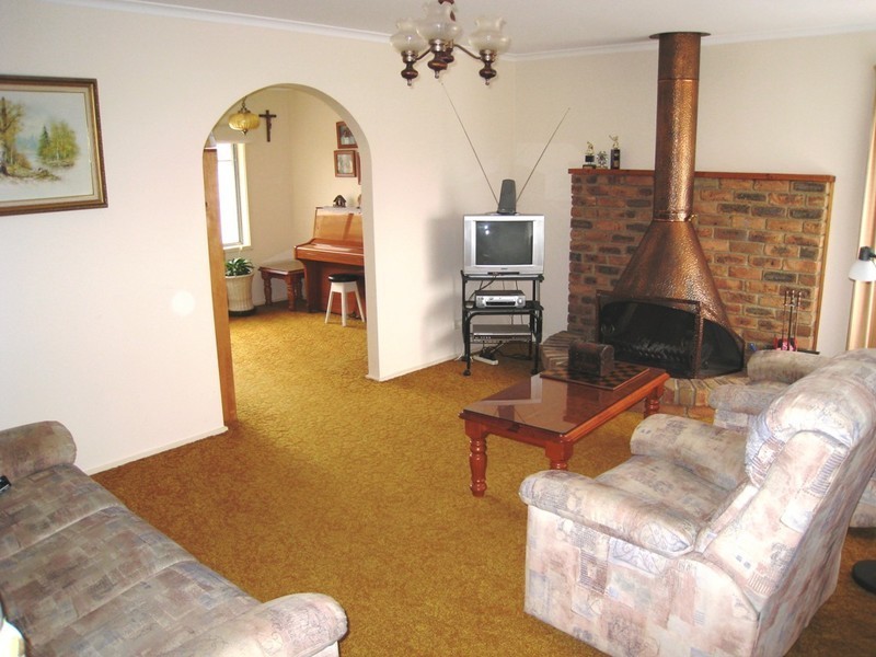 18 Birrong Avenue, Noble Park VIC 3174