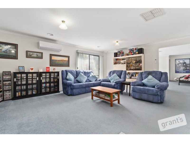 65 The Promenade, Narre Warren South VIC 3805
