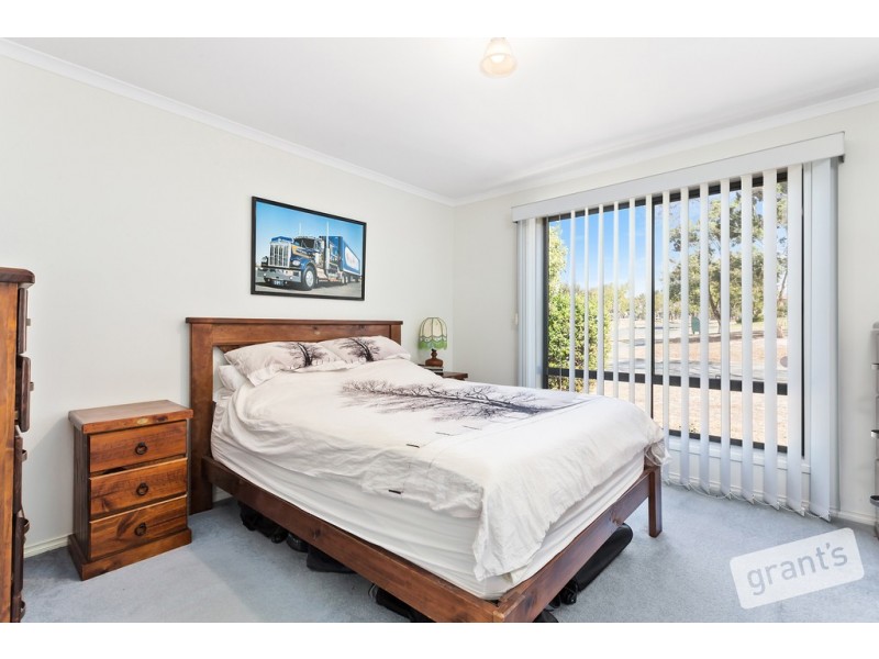65 The Promenade, Narre Warren South VIC 3805