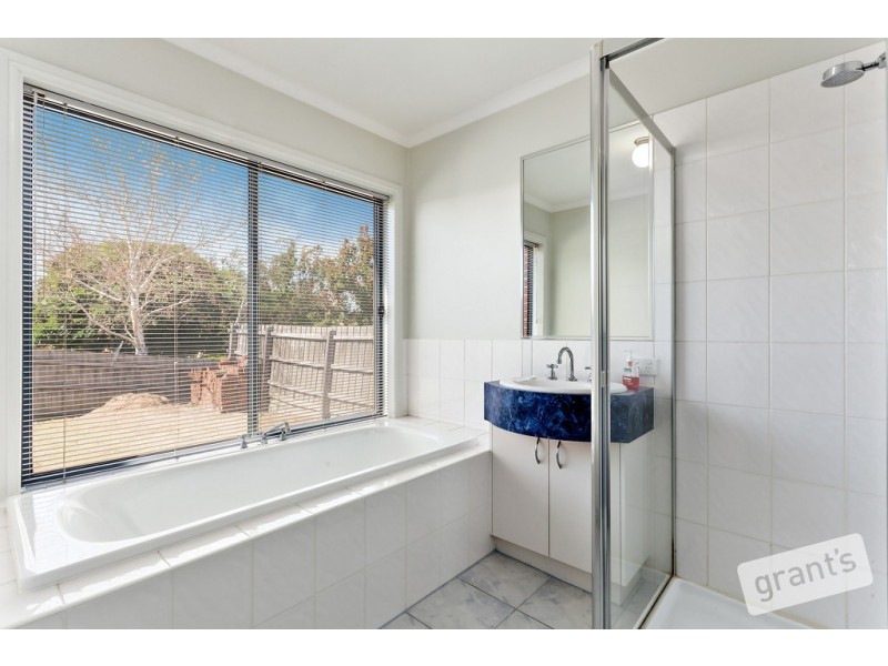 65 The Promenade, Narre Warren South VIC 3805