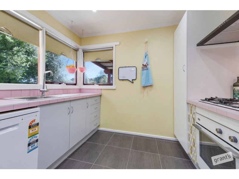 28 Lindsay Street, Drouin VIC 3818