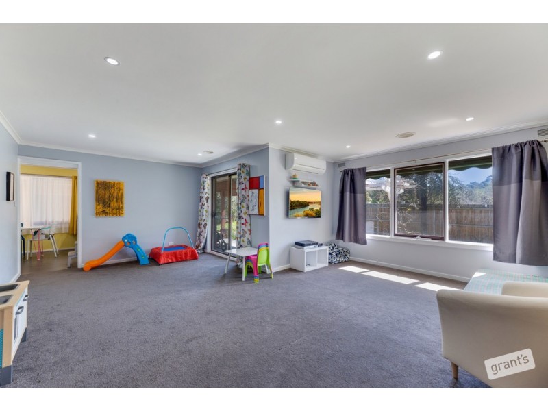 28 Lindsay Street, Drouin VIC 3818