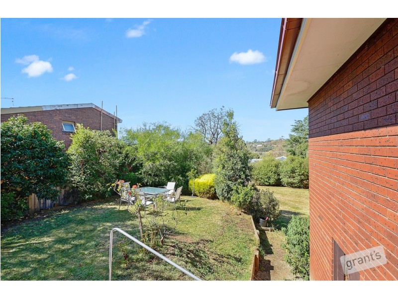 3 Outlook Drive, Berwick VIC 3806