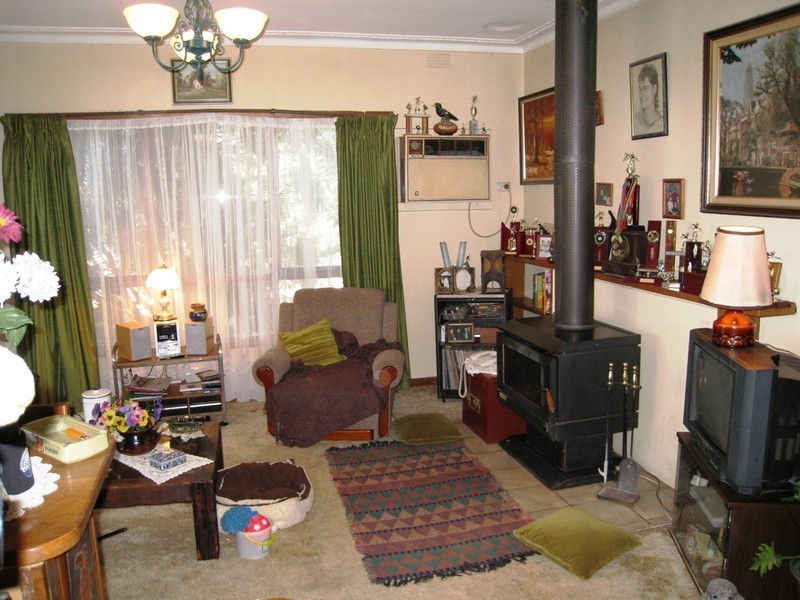 10 Barnett Grove, Noble Park VIC 3174