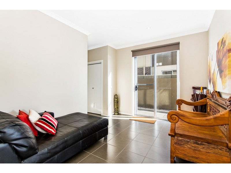 13 Albatross Drive, Pakenham VIC 3810