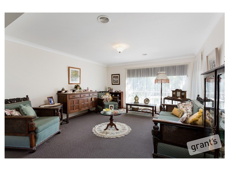 3 Kerry Place, Garfield VIC 3814