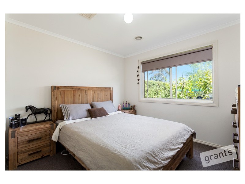 3 Kerry Place, Garfield VIC 3814