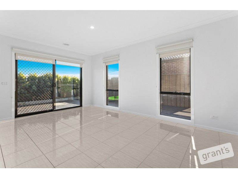 22 Fitzroy Street, Pakenham VIC 3810