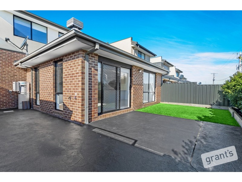 22 Fitzroy Street, Pakenham VIC 3810