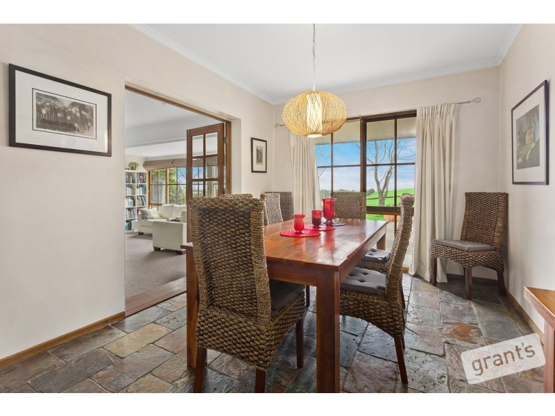 335 Seymour Road, Nar Nar Goon North VIC 3812 Grant's Estate Agents
