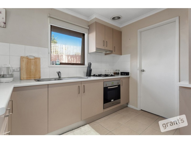 4/18-20 Brunt Street, Cranbourne VIC 3977