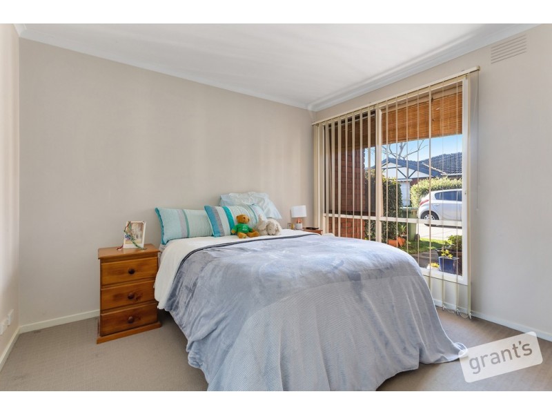 4/18-20 Brunt Street, Cranbourne VIC 3977