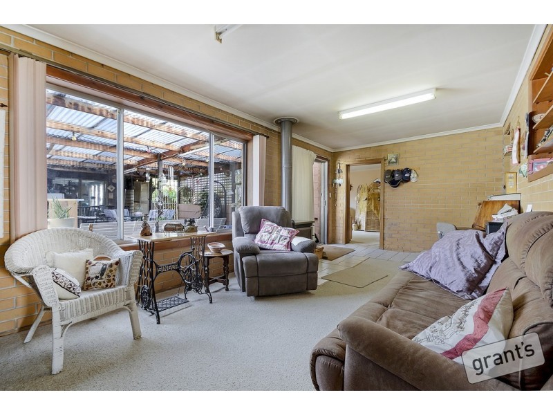 5 Home Road, Nar Nar Goon VIC 3812