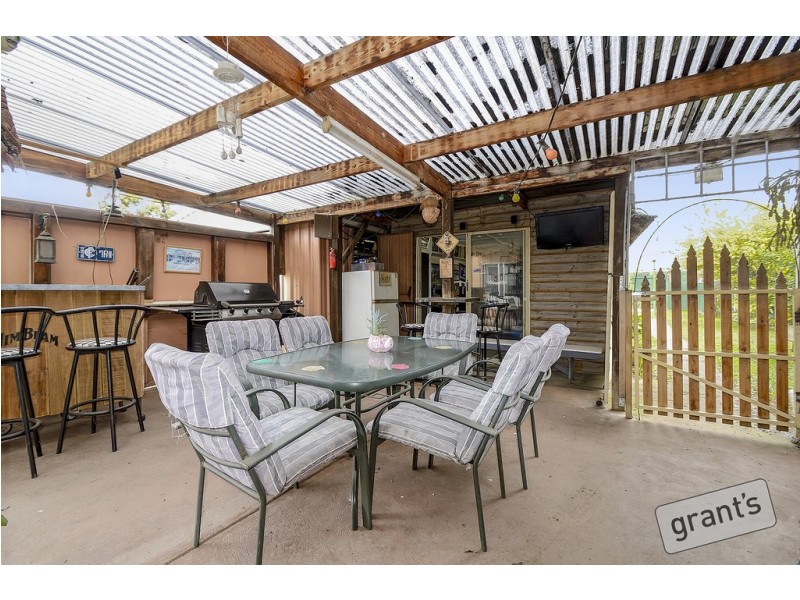 5 Home Road, Nar Nar Goon VIC 3812