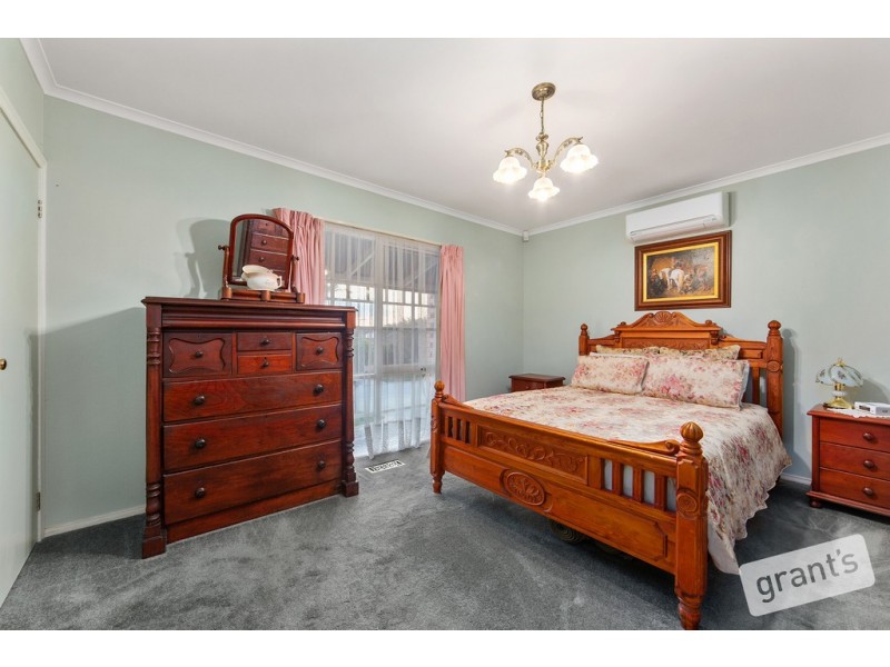 2 Lucy Court, Narre Warren VIC 3805