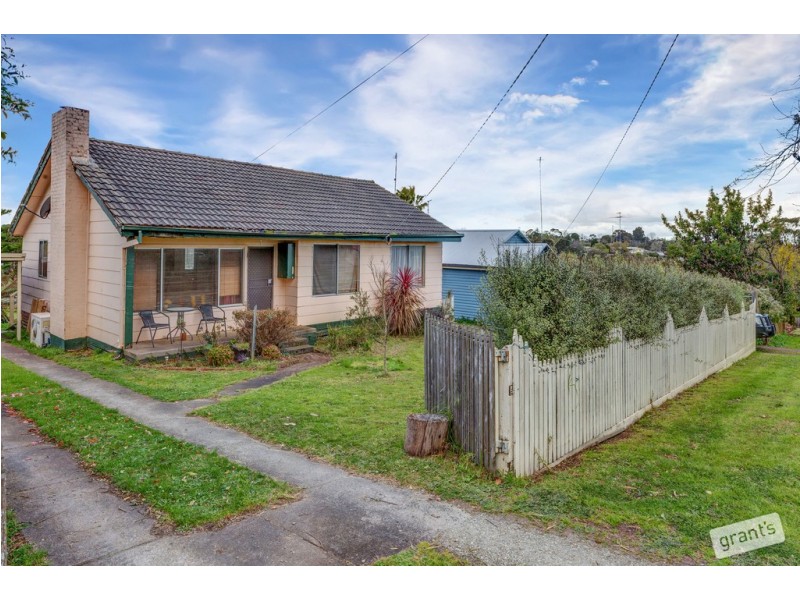 39 Wood Street, Drouin VIC 3818