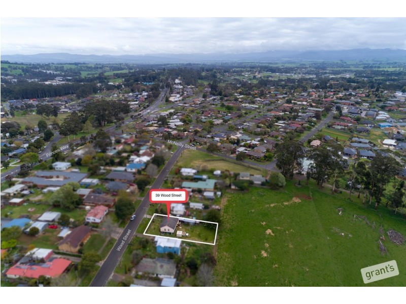 39 Wood Street, Drouin VIC 3818