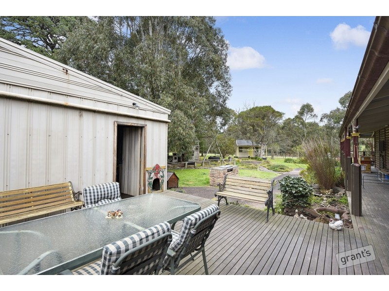 327 Fogarty Road, Maryknoll VIC 3812