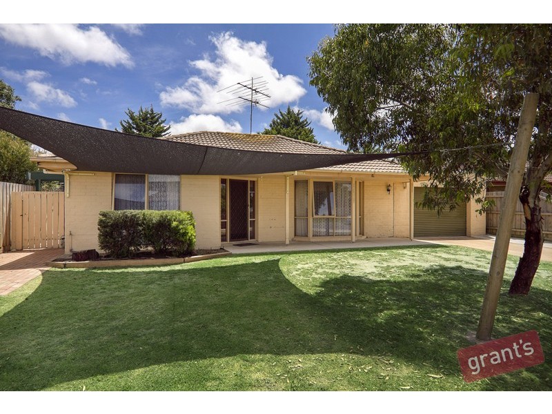 11 Katjusha Court, Pakenham VIC 3810