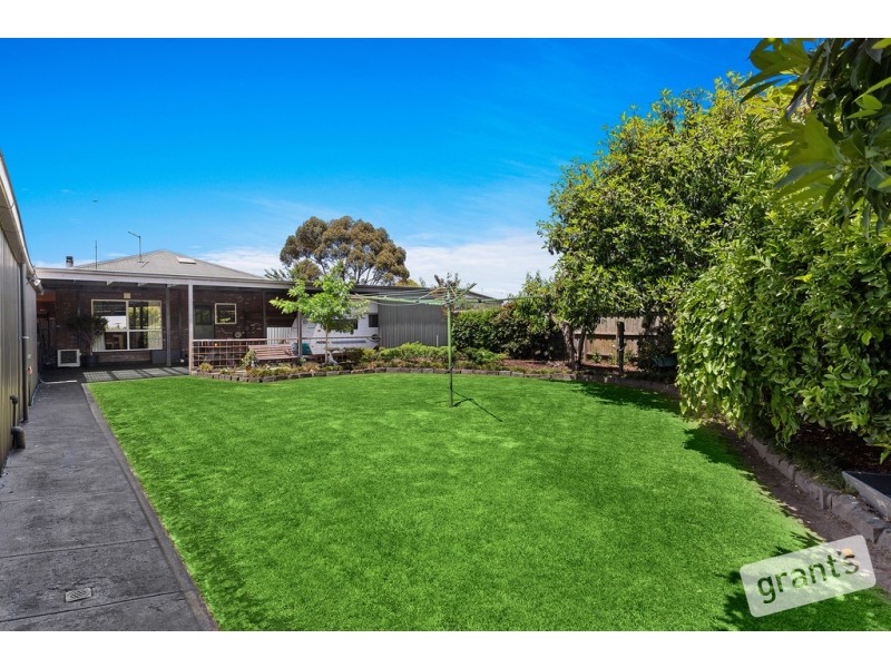 2 Ferndale Court, Lang Lang VIC 3984