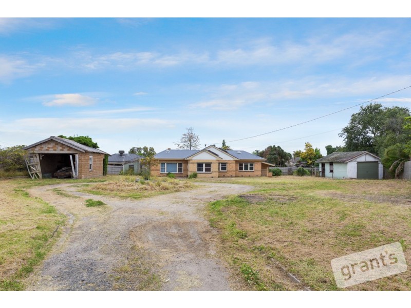 61 and 63 Princes Highway, Pakenham VIC 3810
