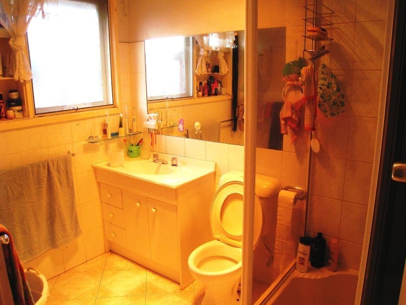 5 Large Street, Springvale VIC 3171