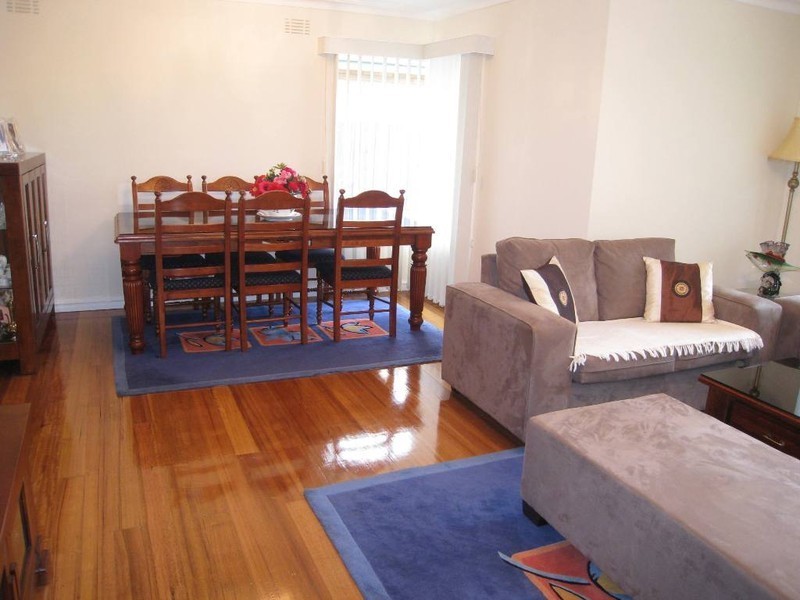 35 Simon Avenue, Noble Park VIC 3174